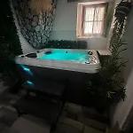 Maison Familiale A 2 Min A Pied De L'institut A Armand Calme Jeux Babyfoot Jacuzzi Proche * Saint-Laurent-dʼAigouze